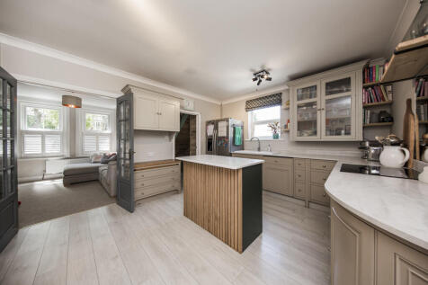 Kitchen 3