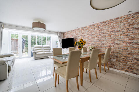 Dining room 2