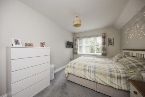 Bed 1 b