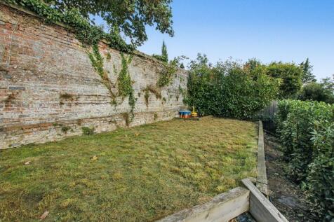 New Upper Lawn