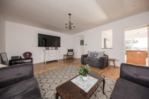 Lounge 2