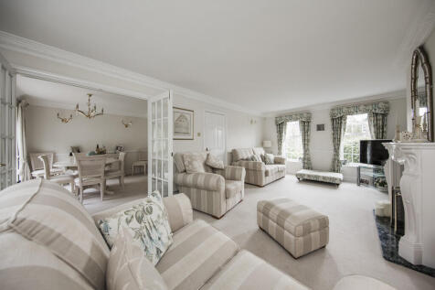 Sitting room 5