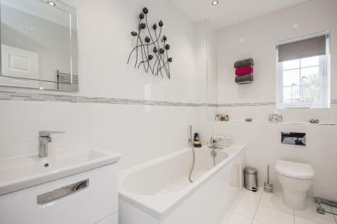 Main bathroom