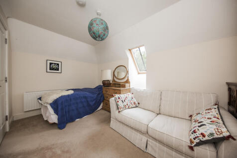 Bedroom OR Dressi...