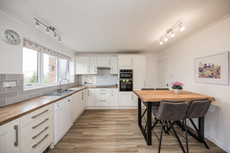 Kitchen Breakfast...