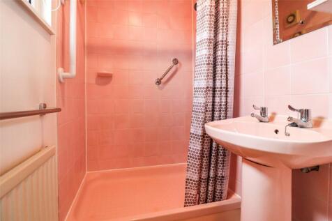 En-Suite Shower