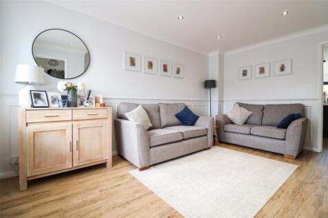 Pictuliving Room