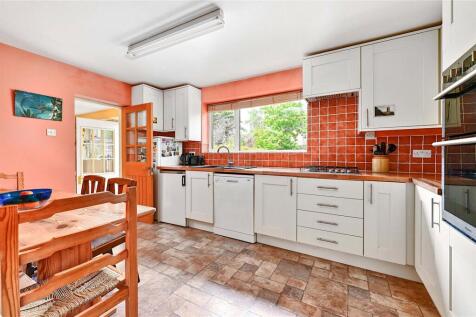 Kitchen/ Breakfast