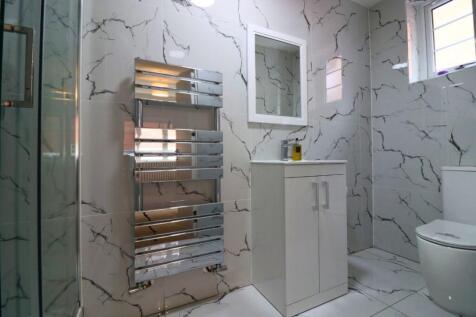 En-Suite Shower