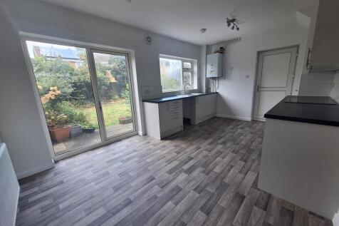 KITCHEN /DINER