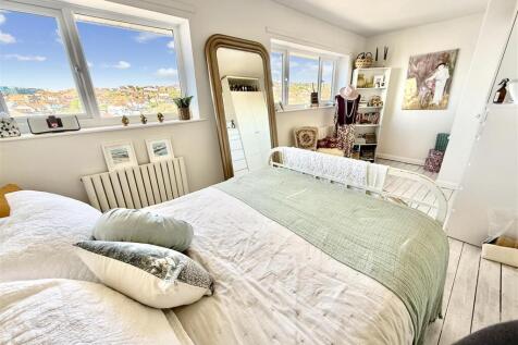 Bed-2-3-EDIT.jpg