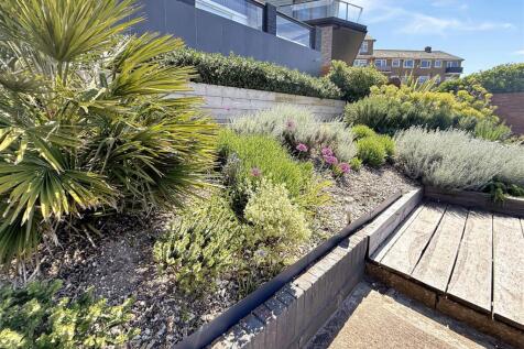Flower-bed.jpg