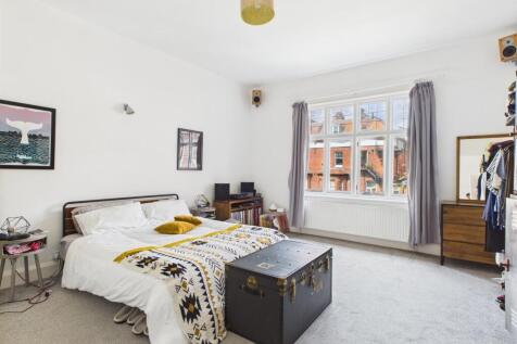 CAM04311G0-PR0049-STILL004 - Copy.jpg