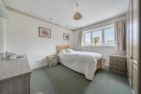 1360690-8-68e6366...