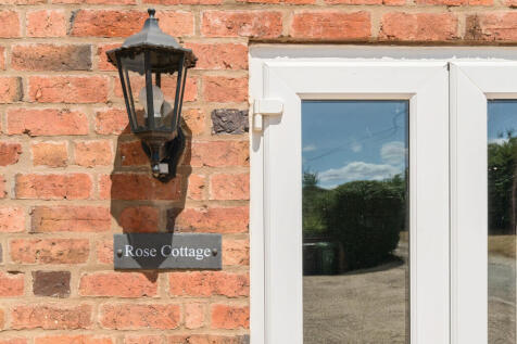 1317407-3-68656e4...