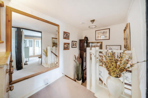 1315964-7-685ac52...