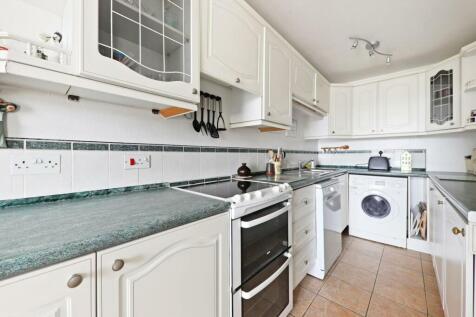 11-f593JHPropWpen - 58 Deverill Court - 33 (1)-med