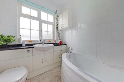 14-38f6JHPropWpen- 8 Sheringham Road - 40-medium.j