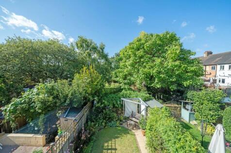 14-7e6680787 - NS - PropWPen - 16 Phoenix Road -34