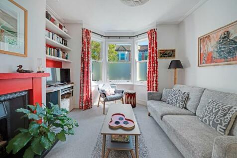 02-226e80787 - NS - PropWPen - 16 Phoenix Road -4-