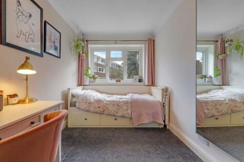 11-7258JHPropWpen - 16 Auckland Close - 31-medium.