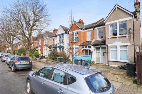 04-25c0JHPropWpen - 50 Samos Road (Externals) - 11