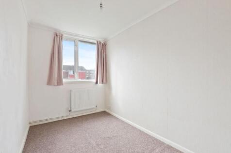 14-227fJHPropWpen - Flat C, 15 Lynette Road - 42 (