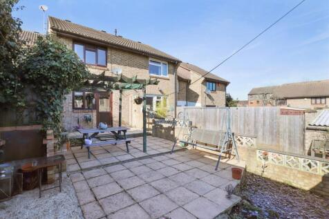 07-7686JHPropWpen - 5 Chartwell Way - 20 (1)-mediu