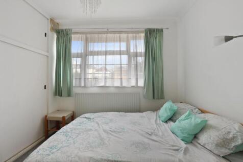 04-c98aJHPropWorld - 10a Holmesdale Close - 12 (1)