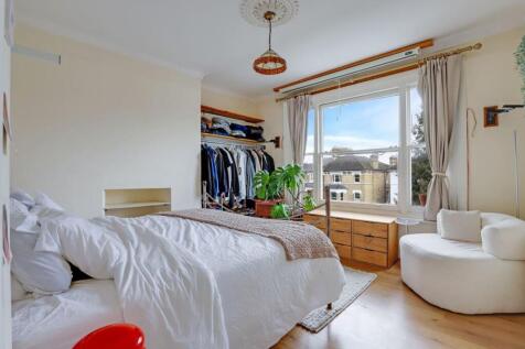 11-b7cfJHPropWpen - f12, 21-23 Anerley Park Road -