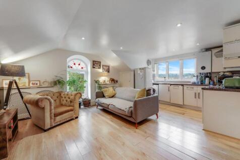 11-8b0cJHPropWpen - 44e Croydon Road - 31-medium.j