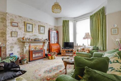 01-c0f9JHPropWpen - 6 Franklin Road - 1-medium.jpg