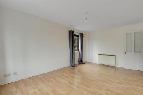 02-9d69JHPropWorld - 44 Ashurst Close - 25.jpg