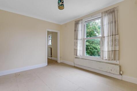11-cd8fJHPropWpen - 20b High Street - 31.jpg