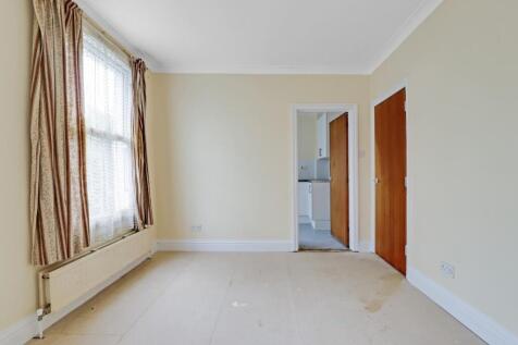 03-bf7dJHPropWpen - 20b High Street - 7.jpg