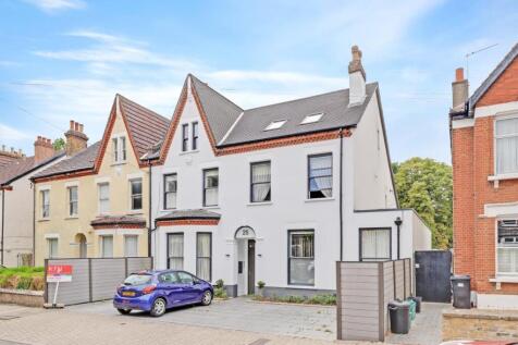 15-4f91JHPropWpen - Flat 5, 25 Samos Road - 43.jpg