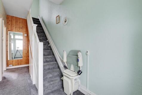 02-3e51JHPropWpen - 34 Cottingham Road5.jpg