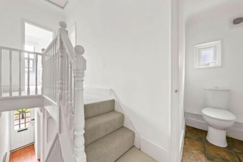 11-9b97JHPropWorld - 139 Perry Rise - 33 (1)-mediu