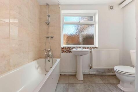 07-7a18JHPropWpen - 5 Provincial Terrace - 21-medi