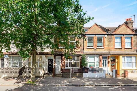 14-cf45JHPropWpen - 5 Provincial Terrace - 42-medi