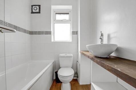 15-ef1fJHPropWpen - 14 Evelina Court - 40.jpg