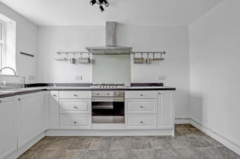 04-d698JHPropWpen - 14 Evelina Court - 8.jpg