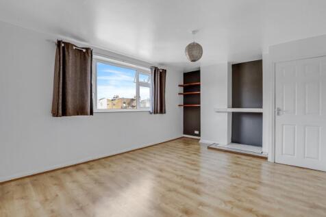 05-d970JHPropWpen - 14 Evelina Court - 11.jpg