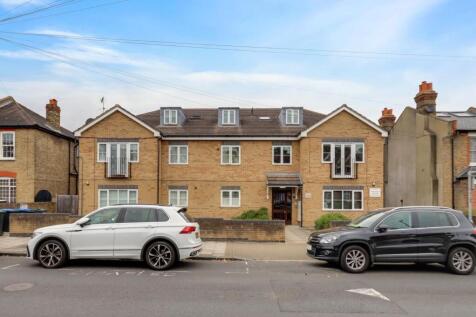 02-7992JHPropWpen - 7 Glade Court - 7.jpg