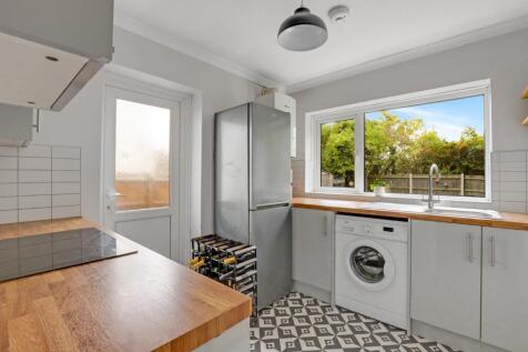 09-07c7JHPropWpen - F1 80 Anerley Park - 1.jpg