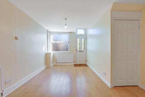 02-e5b3JHPropWpen - 3 Parish Lane - 29.jpg