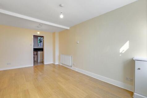 07-d186JHPropWpen - 3 Parish Lane - 1.jpg