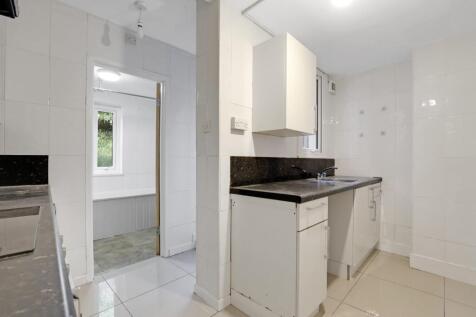 10-9da4JHPropWpen - 3 Parish Lane - 8.jpg