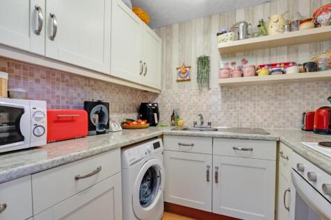 04-30b5JHPropWpen  - 24 Orchard Grove - 25.jpg