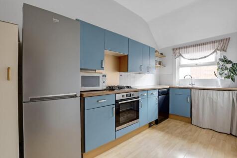 09-3f77JHPropWpen - Flat 2, 195 High Street Penge 